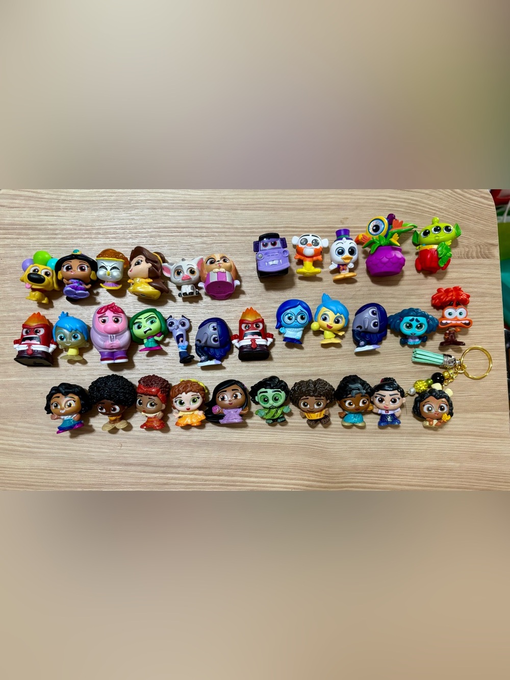Disney Dorables Collector Set. Enchanto, Inside Out, Halloween, rare and ultra.